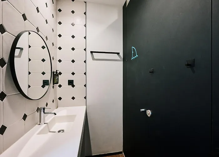 Toc Hostel *