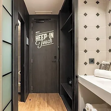 Toc ホステル